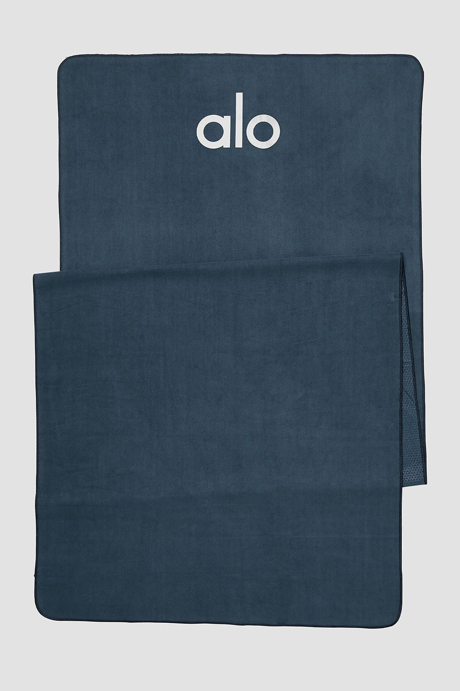 Alo Yoga Grounded No-Slip Mat Towel