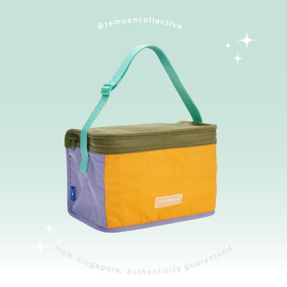 Beyond the Vines Super Panelled Lunch Bag