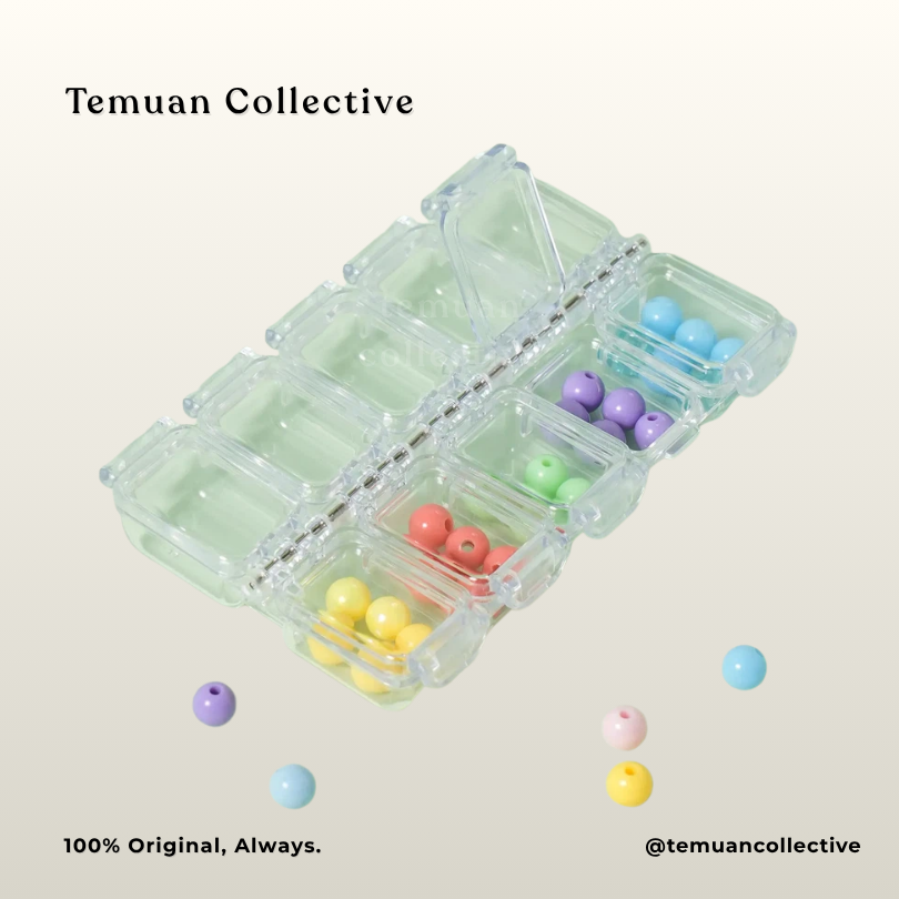 Clear 10-Compartment Compact Section Case