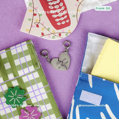 The Paper Bunny 90s Bestie Pendant Charm