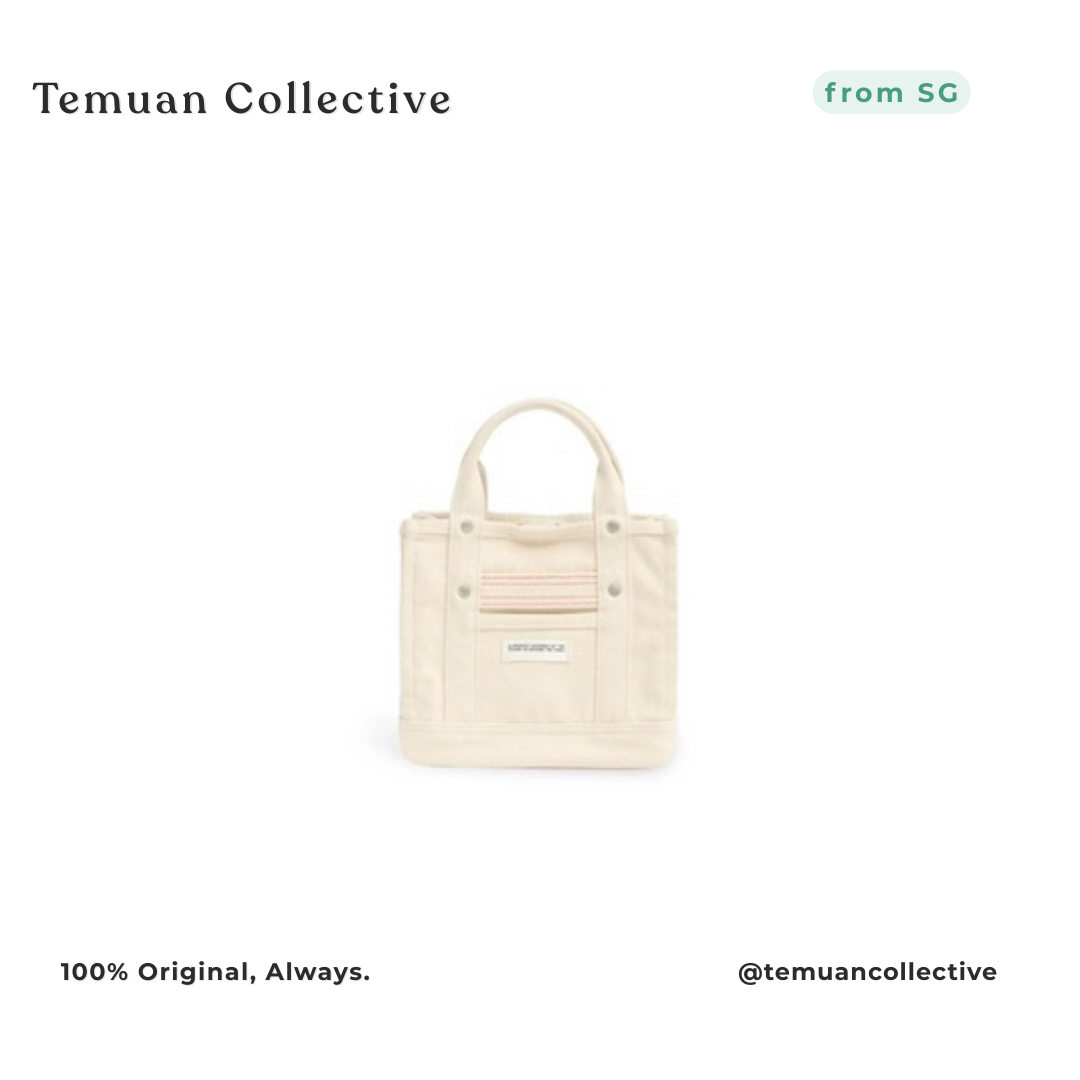 Beyond the Vines Canvas Carryall 0.5 Bag