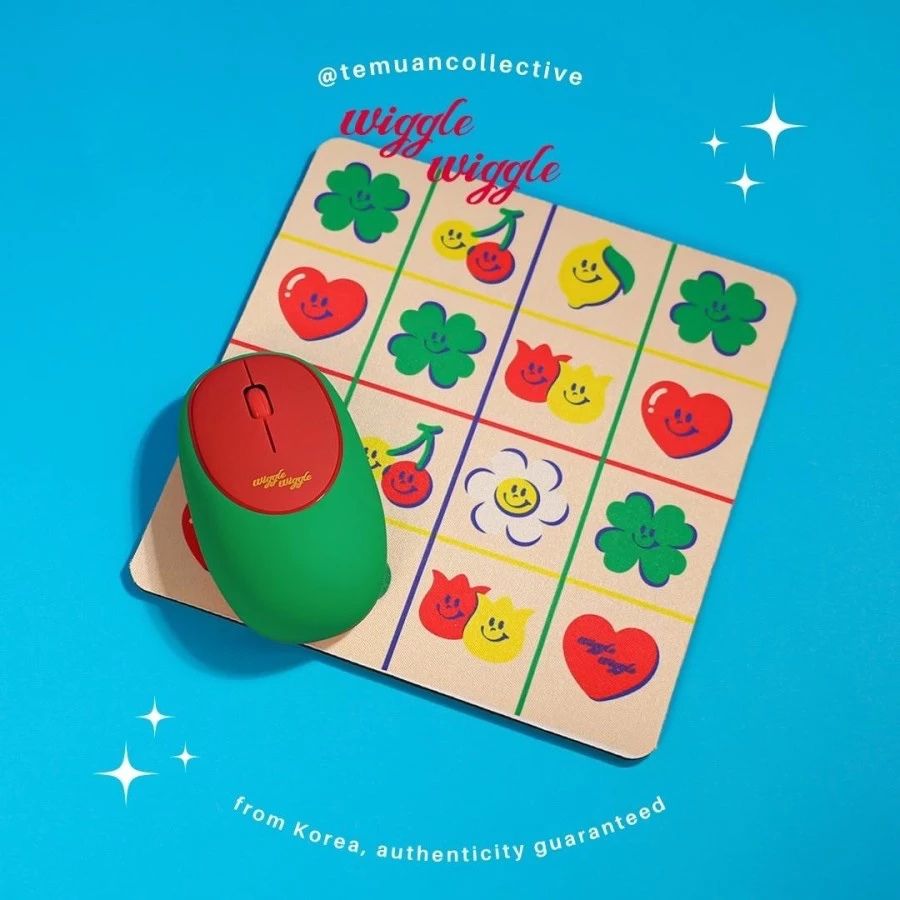 Wiggle Wiggle Mouse Pad