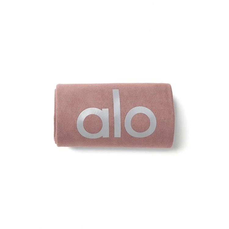 Alo Yoga Grounded No-Slip Mat Towel