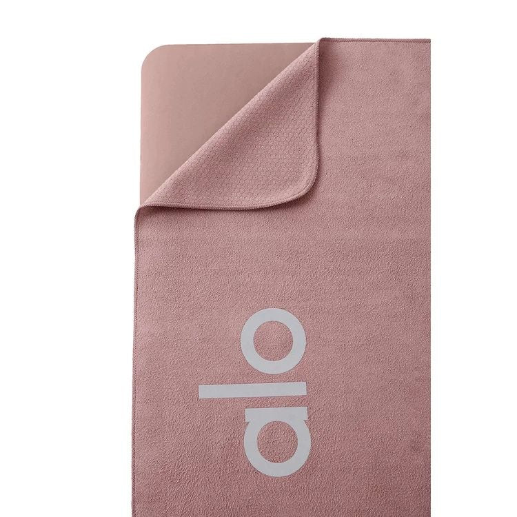 Alo Yoga Grounded No-Slip Mat Towel