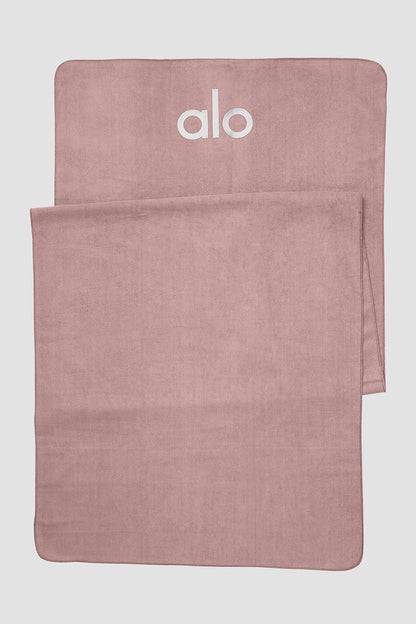 Alo Yoga Grounded No-Slip Mat Towel