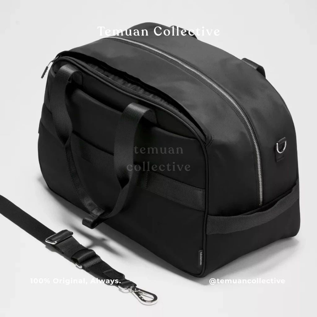 lululemon City Essentials Duffle Bag 28L