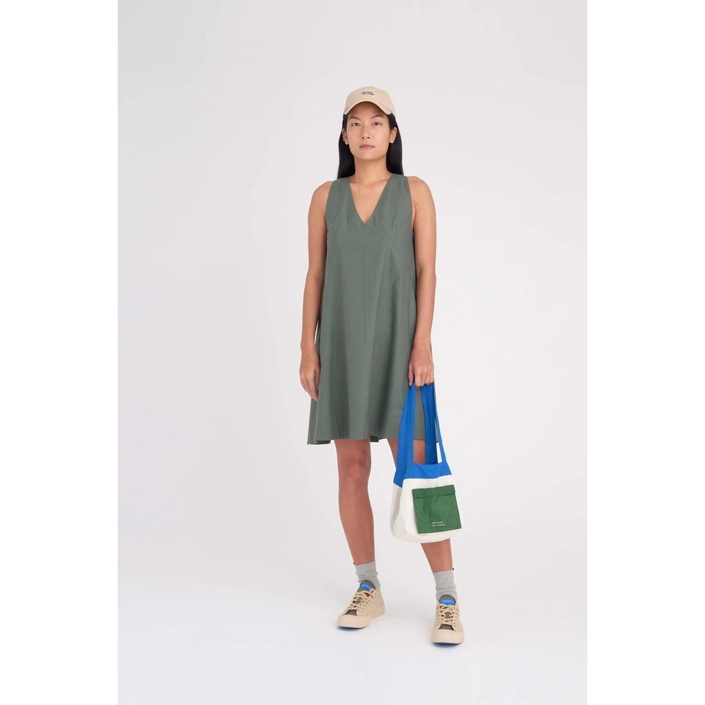 Beyond the Vines Mini Reversible Bag