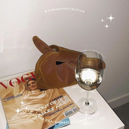 MERIT Beauty Knotted Signature Bag / Brandon Maxwell