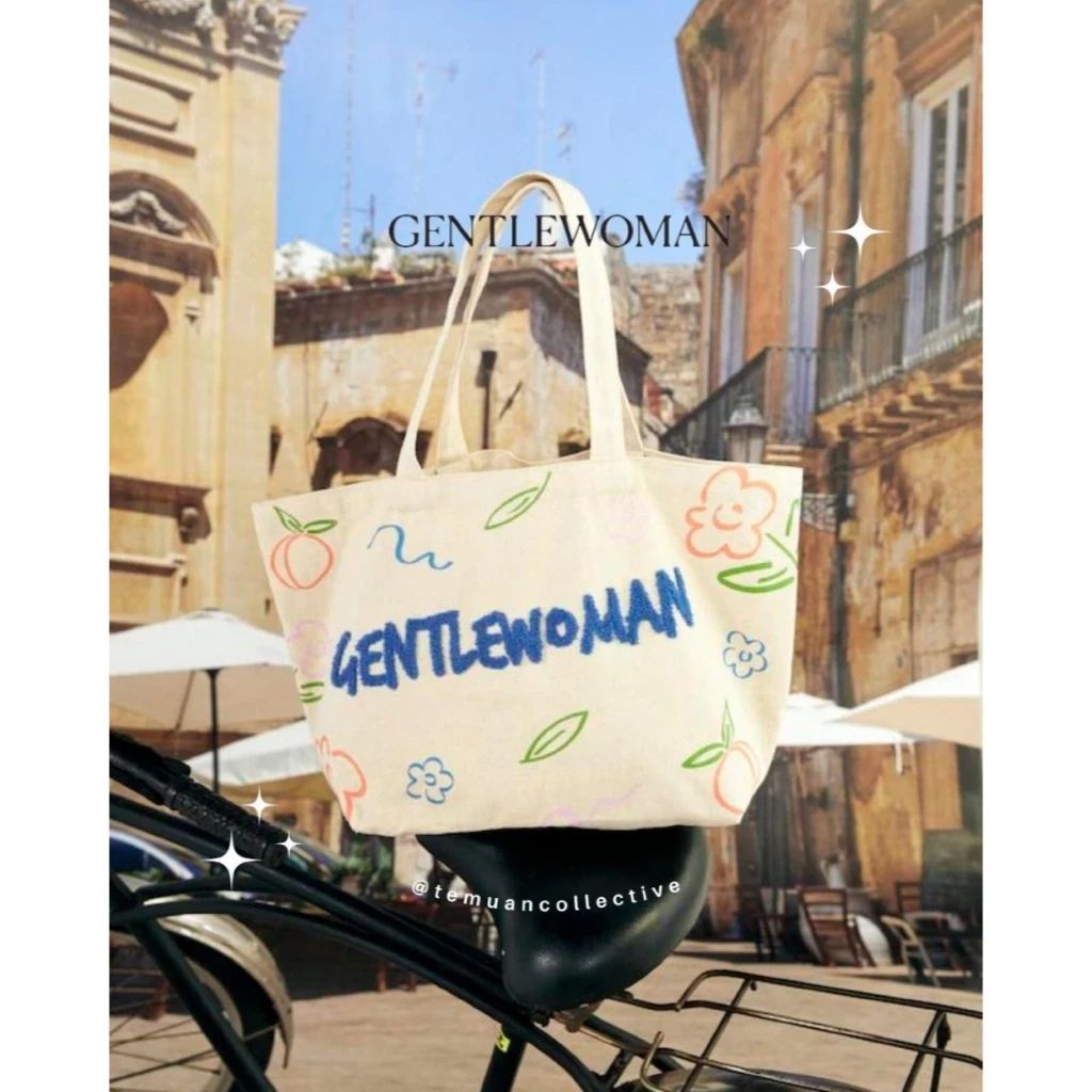 Gentle Woman Dolce Pesca Tote Bag