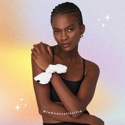 Alo Yoga Mesh Haute Summer Scrunchies