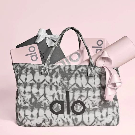 Alo Yoga Shopper Tote
