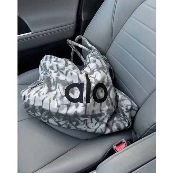 Alo Yoga Shopper Tote