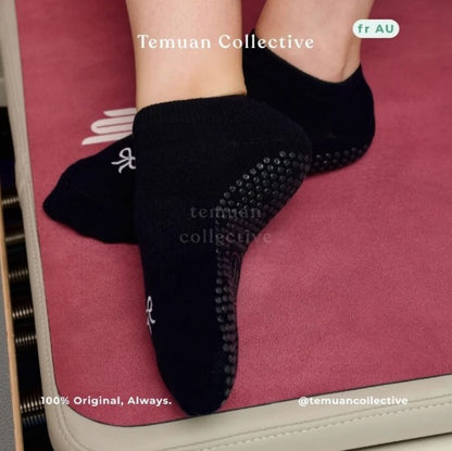 MoveActive Classic Low Rise Grip Pilates Socks