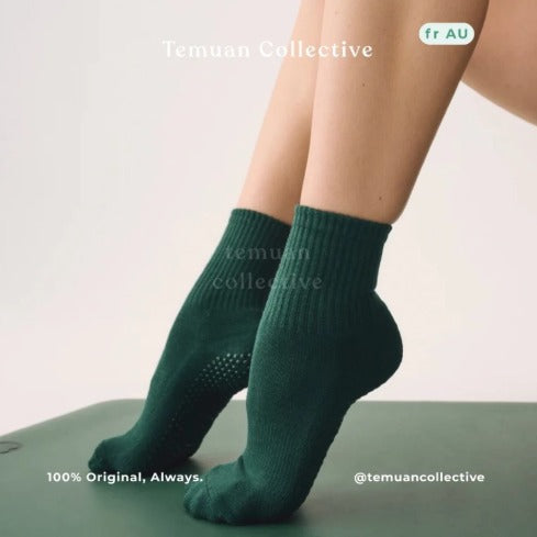 MoveActive Crew Non Slip Grip Pilates Socks