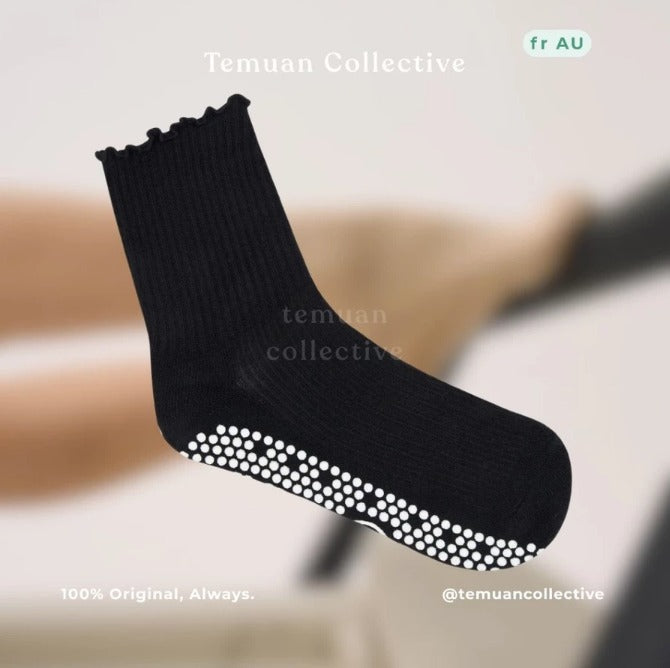 MoveActive Crew Non Slip Grip Pilates Socks