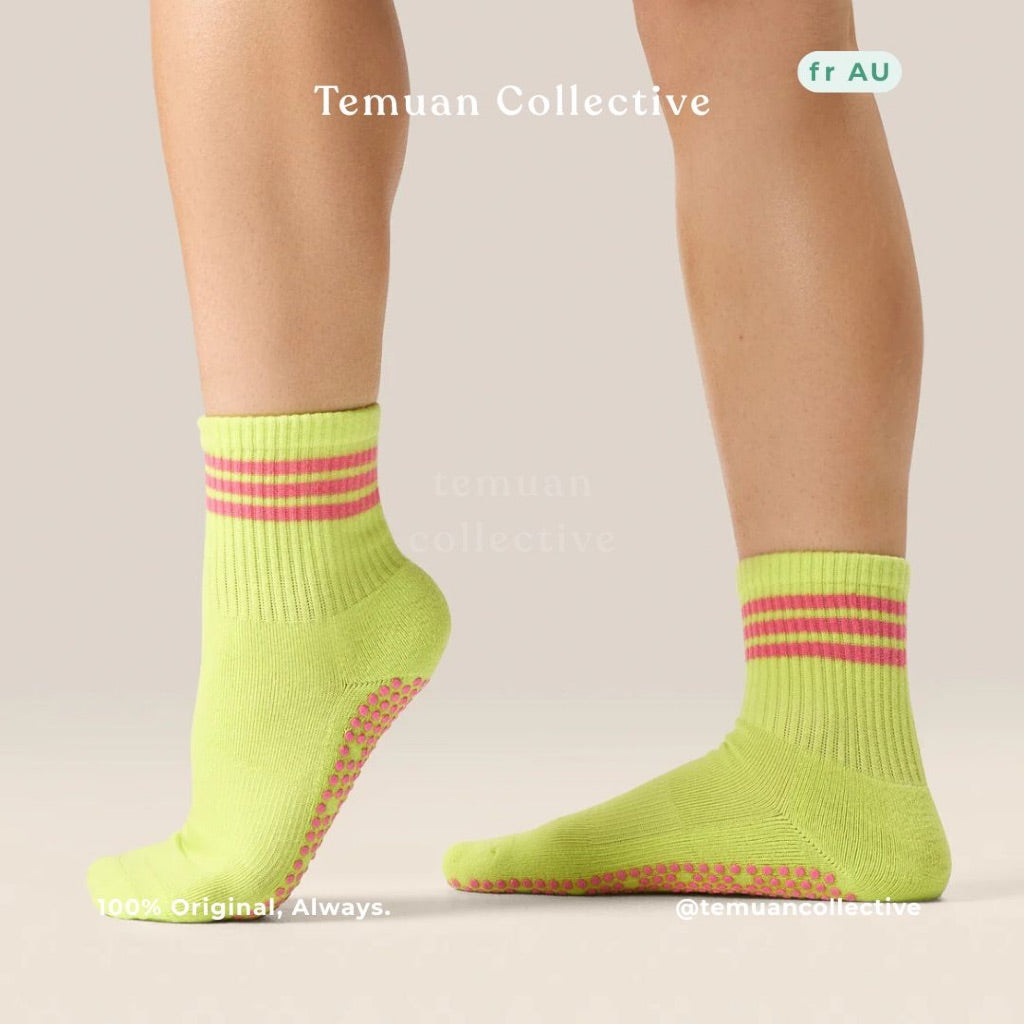 MoveActive Crew Non Slip Grip Pilates Socks