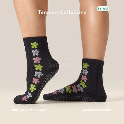 MoveActive Crew Non Slip Grip Pilates Socks